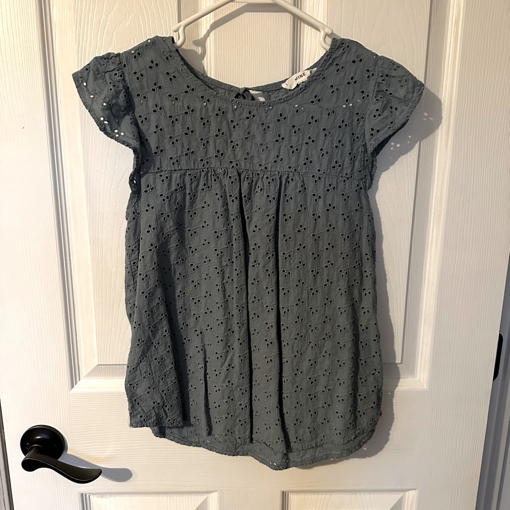 Eyelet Ruffle Sleeve Top